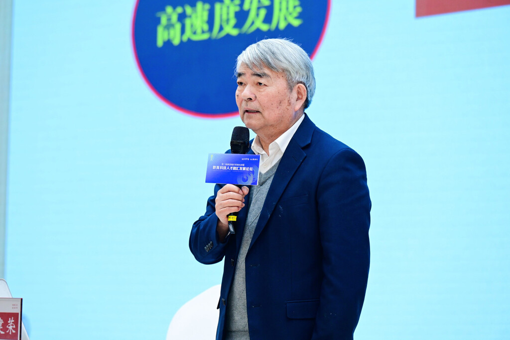 05807595bc2c647b2090c493b1ebf7ae