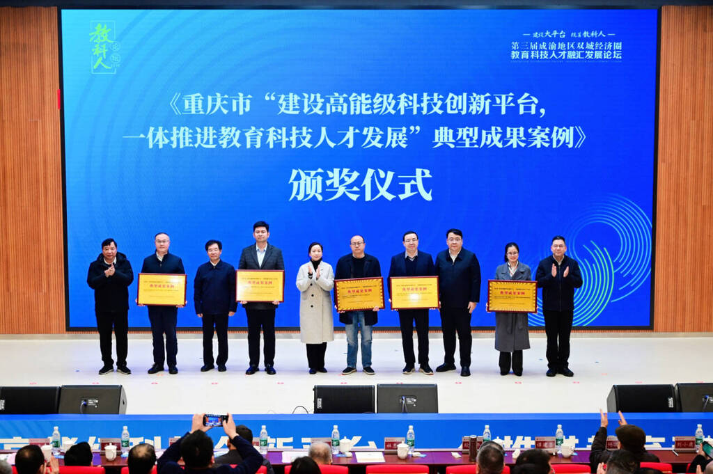 e2124ea17a85bbda3bc628f1ae40b232_720